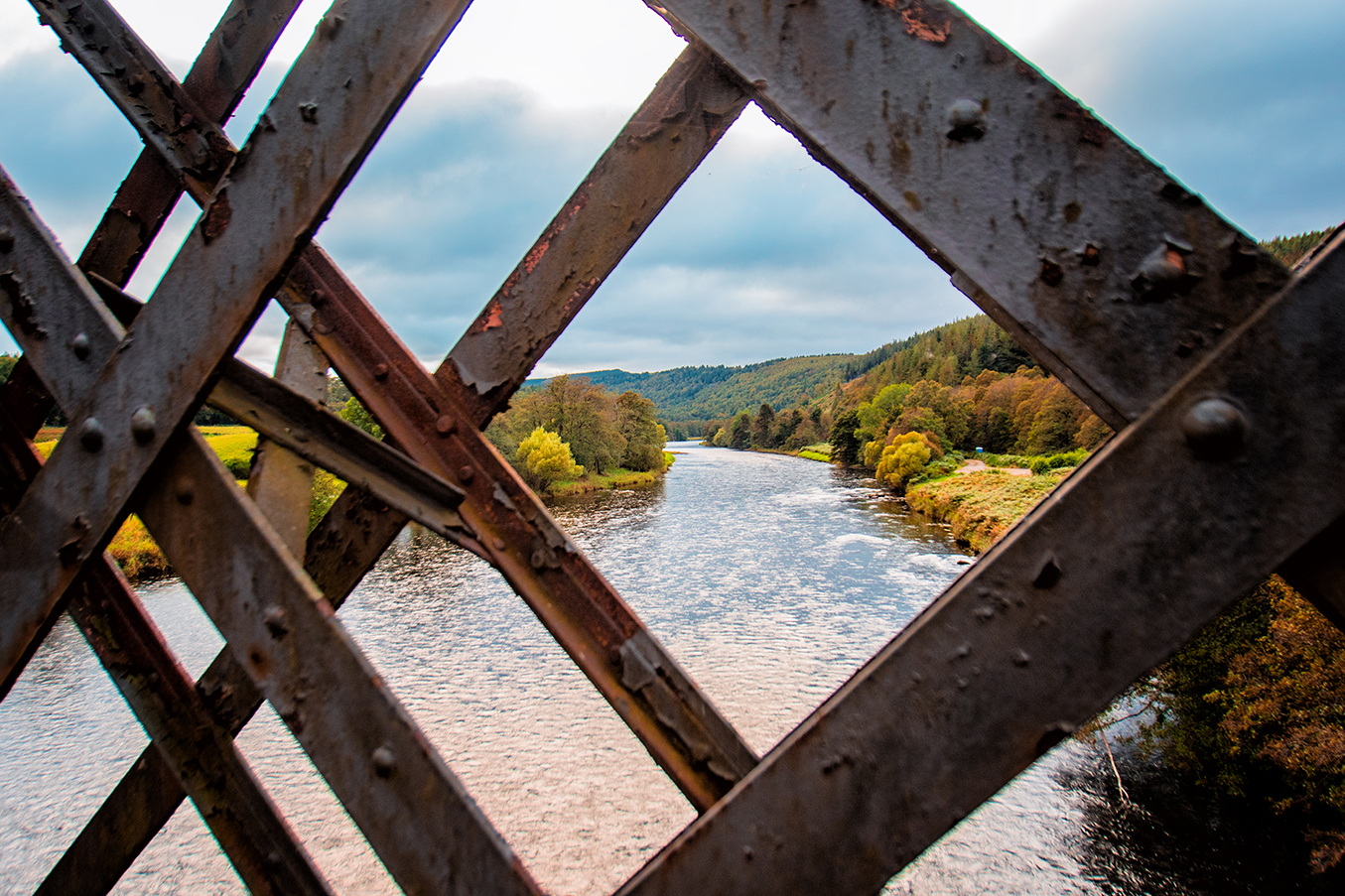 Hiking the Speyside Way in Scotland by Yvonne Hartmann